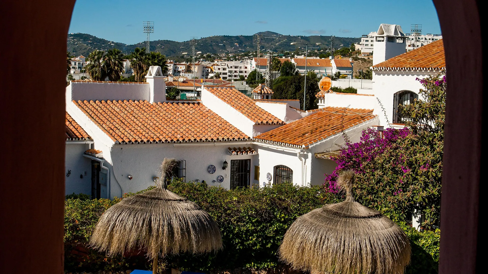 Los Arcos Nerja 3*,  İspanya